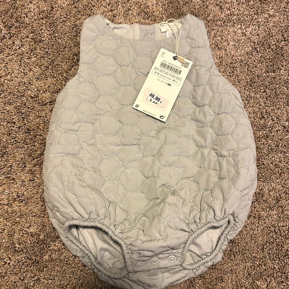 Nwt Zara quilted bubble romper 9-12 months